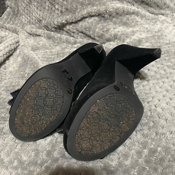 Gianni Bini Black Suede Heels - Picture 3 of 3